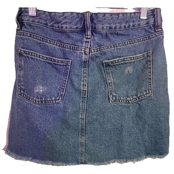 Vintage Y2K Bongo Distressed Denim Mini Skirt Size Medium EUC - Picture 2 of 6